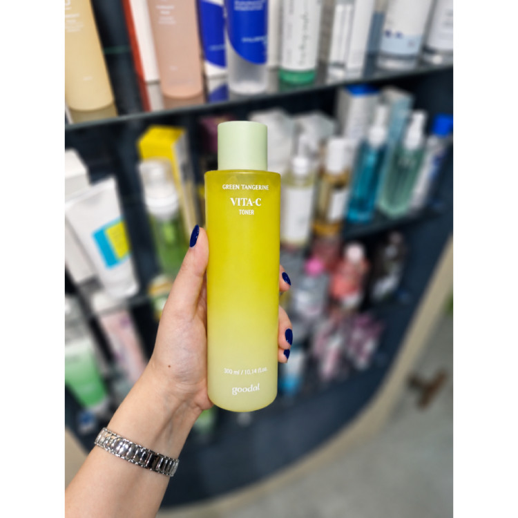 تونر روشن کننده ویتامین سی نارنگی سبز گودال Goodal Green Tangerine Vita-C Toner