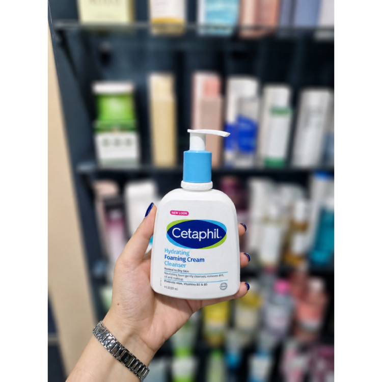 شوینده کرمی فومی آبرسان ستافیل برای پوست نرمال تا خشک Cetaphil Hydrating Foaming Cream Cleanser